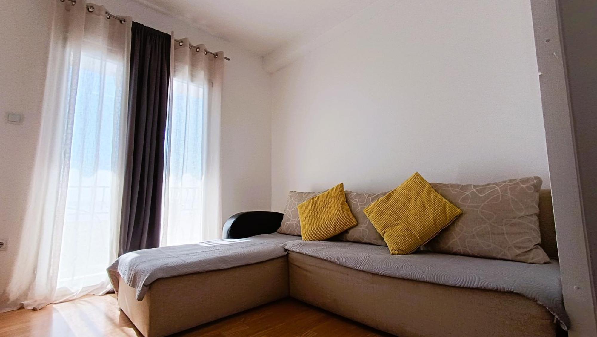 Apartments Ella Makarska Zewnętrze zdjęcie